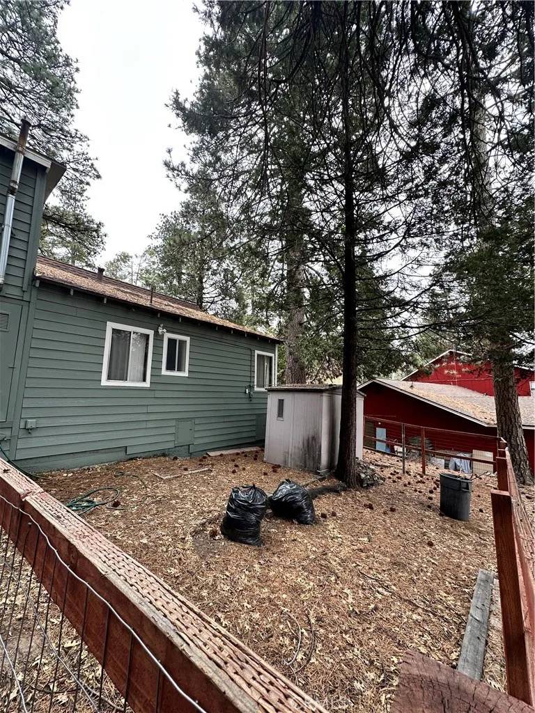 Running Springs, CA 92382,32064 Hunsaker Way