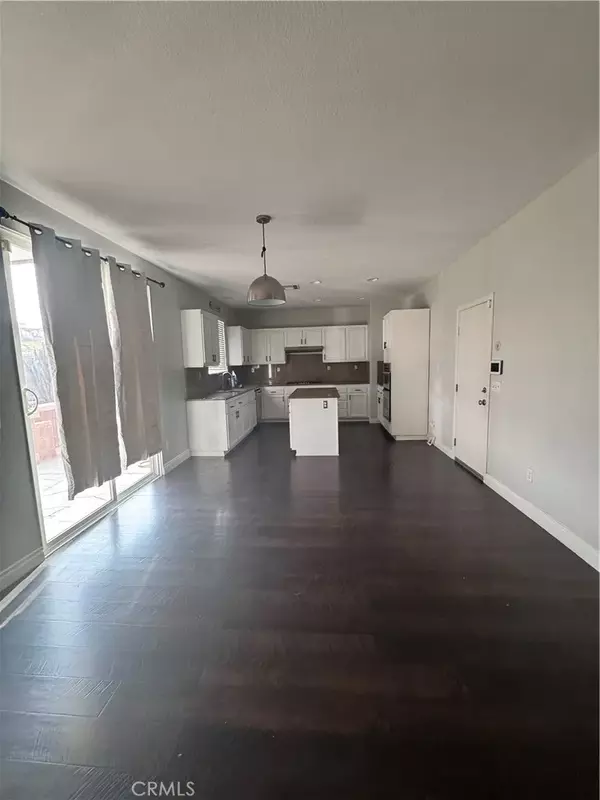 Lake Elsinore, CA 92532,41023 Chambord Drive