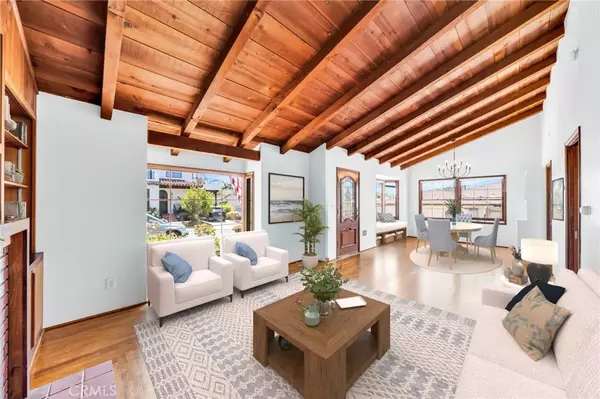 La Jolla, CA 92037,616 Rushville Street