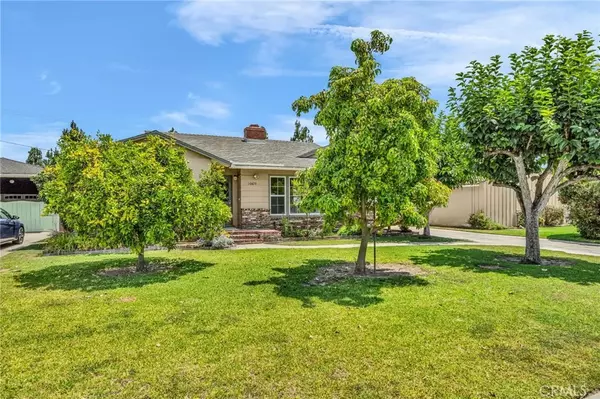Downey, CA 90241,10420 Samoline Avenue
