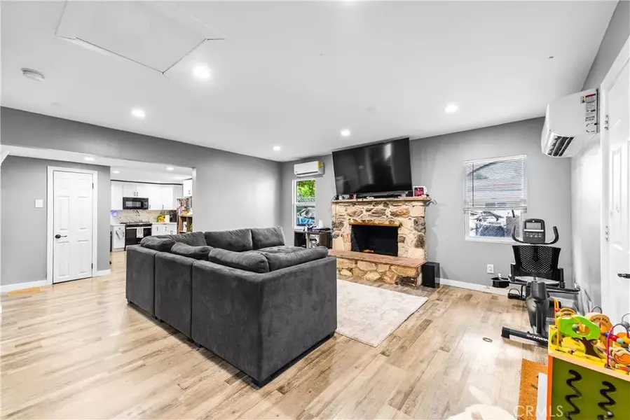 12029 2nd Avenue, Lynwood, CA 90262