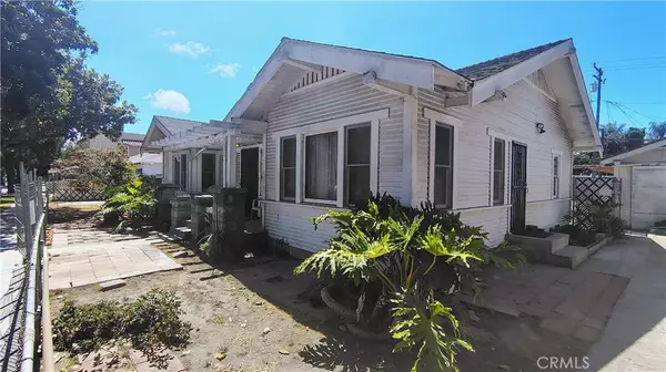 Long Beach, CA 90810,1522 W 19 Street West