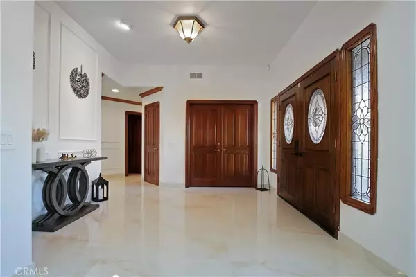 Downey, CA 90240,9378 Suva Street