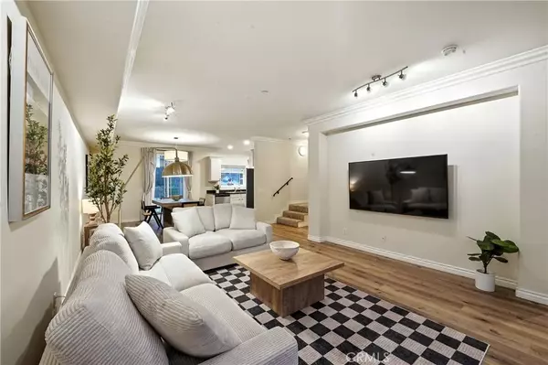 Los Angeles, CA 90042,5805 Monterey Rd