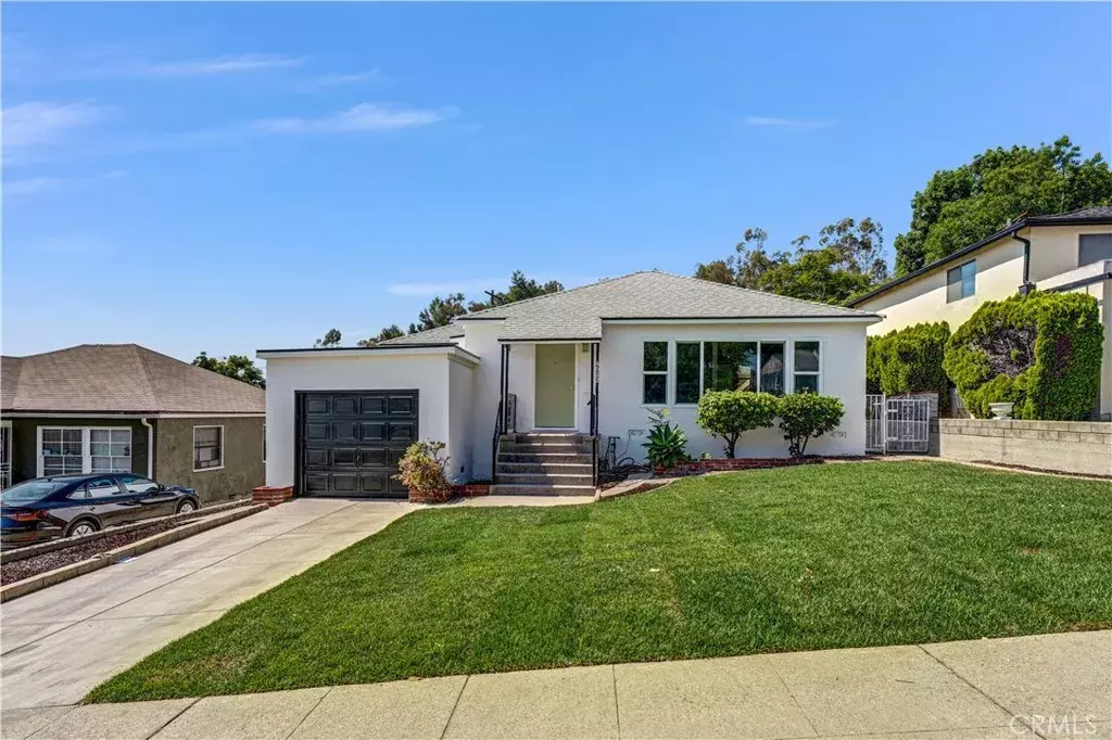 Los Angeles, CA 90032,4622 Edelle Place