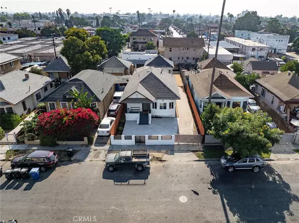 Los Angeles, CA 90011,4442 Mettler Street