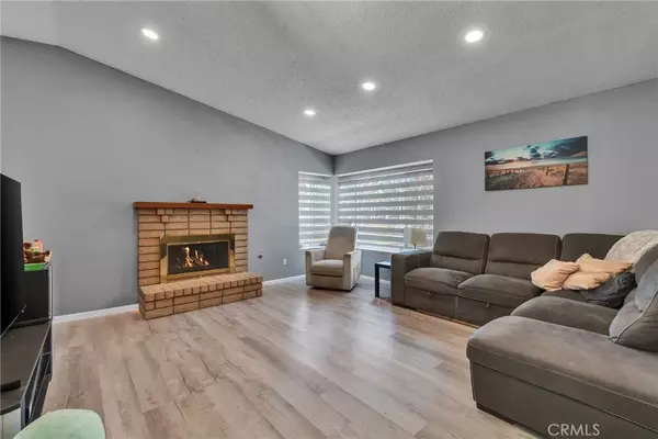 2885 Heller Drive, Jurupa Valley, CA 92509