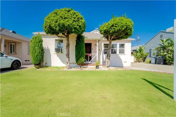 Long Beach, CA 90815,2271 Mira Mar Avenue