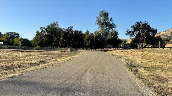 Sanger, CA 93657,1 Live Oak