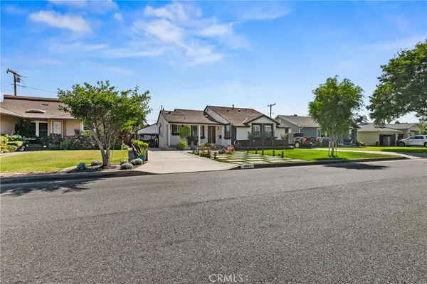 Downey, CA 90240,8352 Otto Street