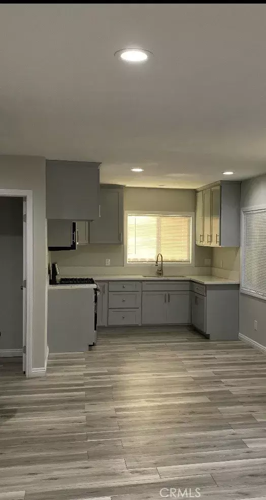 638 E 85th Street #1/2, Los Angeles, CA 90001