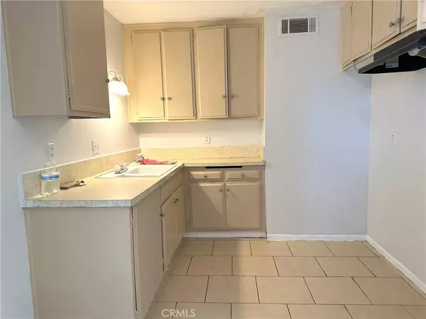 8616 Loop #2, California City, CA 93505