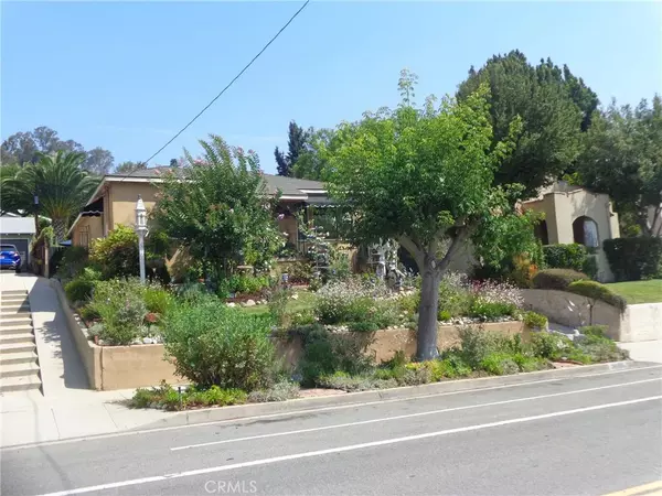 Los Angeles, CA 90065,3855 York Boulevard