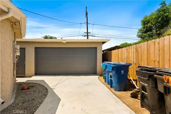 Whittier, CA 90602,9009 Bluford Avenue