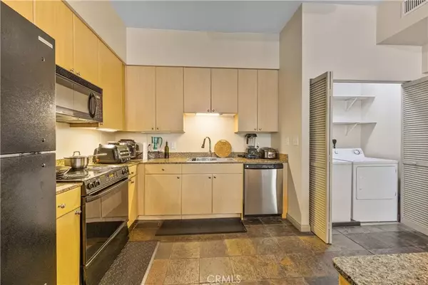 Long Beach, CA 90802,388 E Ocean Boulevard #1404