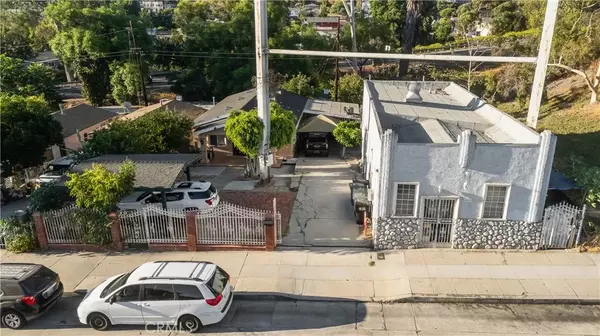 Los Angeles, CA 90022,4421 Floral Drive