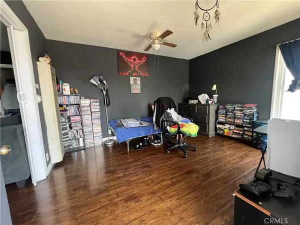 Huntington Park, CA 90255,7711 Salt Lake Avenue