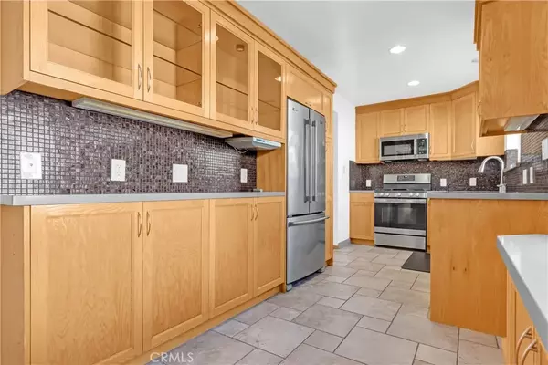 Hawthorne, CA 90250,4748 W 140th Street