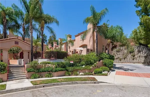 Calabasas, CA 91302,4341 Freedom Drive #B