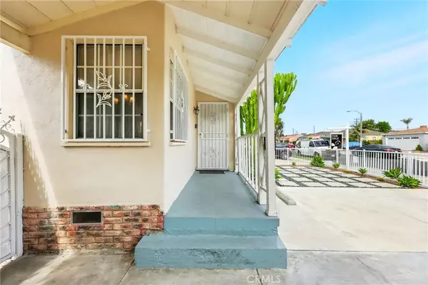 South Gate, CA 90280,2732 Indiana Avenue
