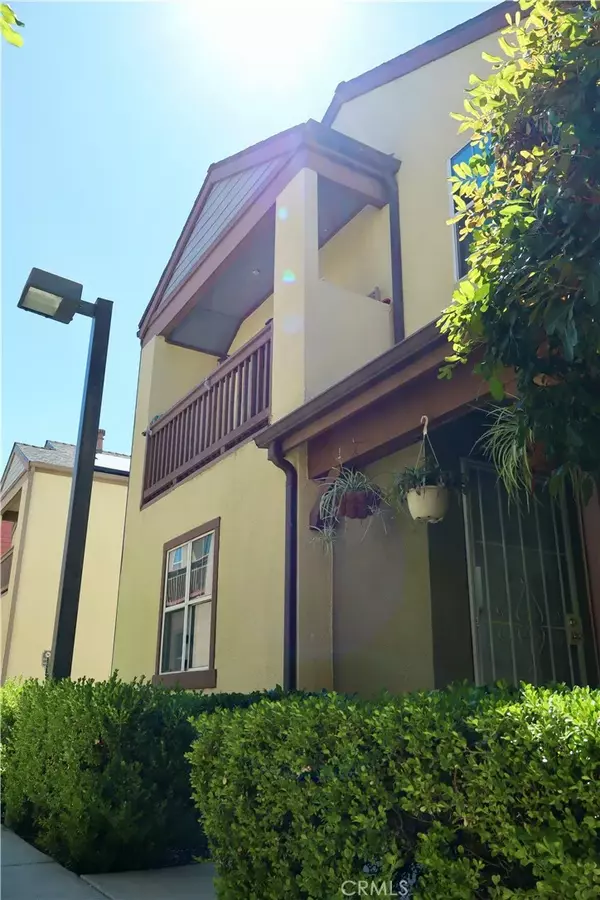 North Hills, CA 91343,8856 Burnet Avenue