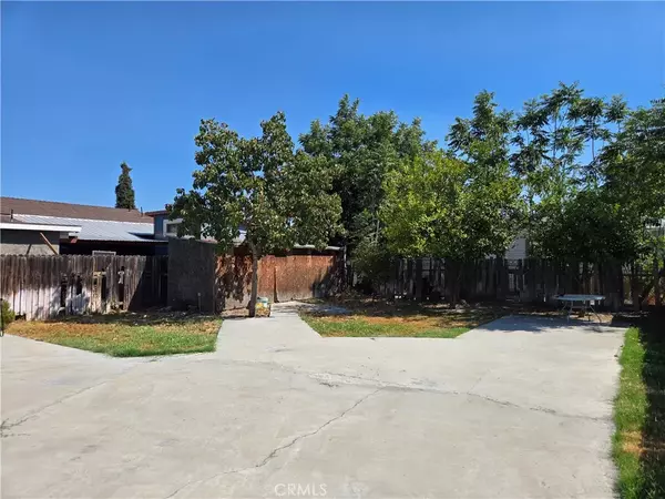 San Bernardino, CA 92410,255 E Kingman Street