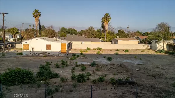 13728 Pierce, Pacoima, CA 91331