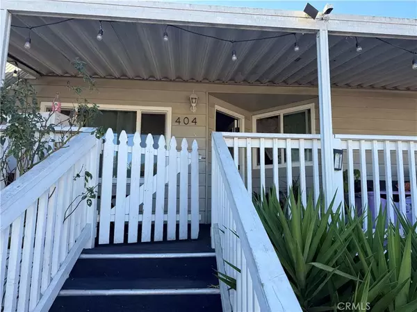 Compton, CA 90220,2601 E Victoria #404