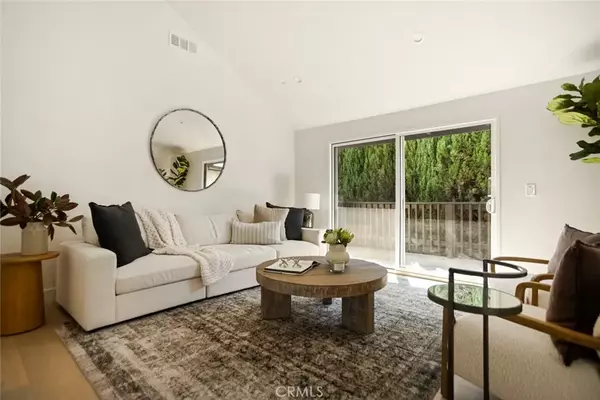 Sierra Madre, CA 91024,108 E Grandview Ave