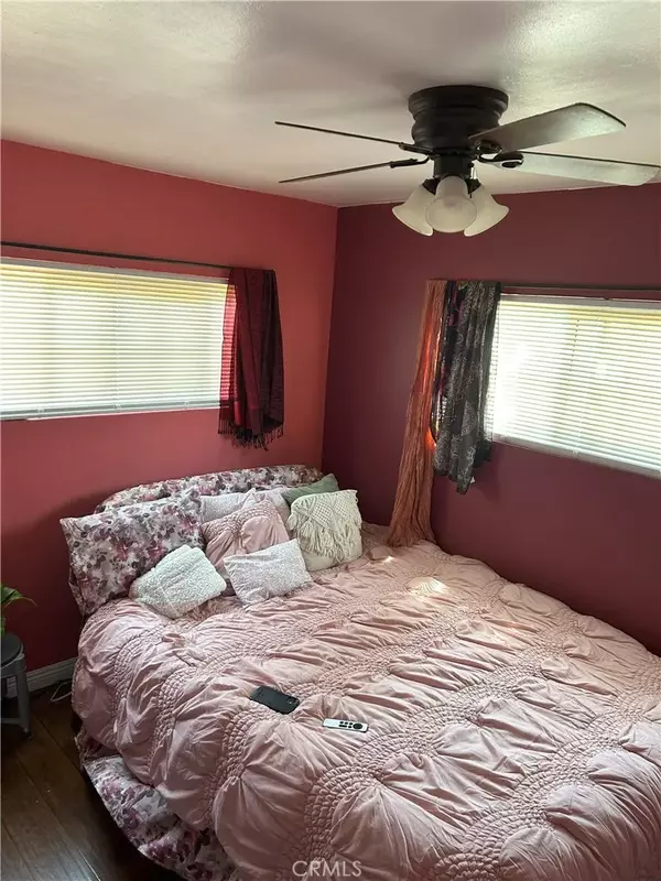 Long Beach, CA 90810,1233 West 33rd Street