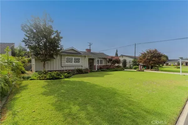 Downey, CA 90241,10558 BRIERBUSH AVE