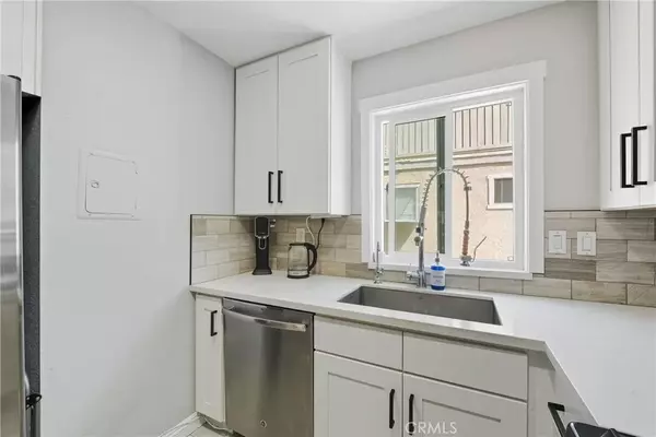 Brea, CA 92821,334 S Walnut #13