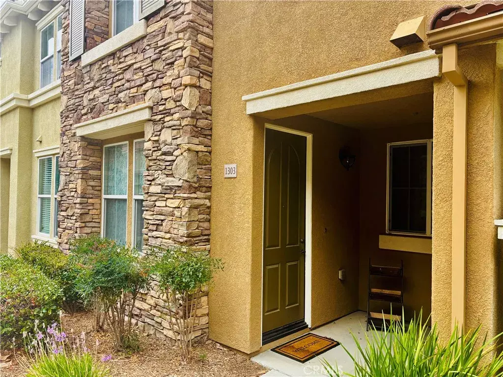 Lake Elsinore, CA 92532,30505 Canyon Hills Road #1303