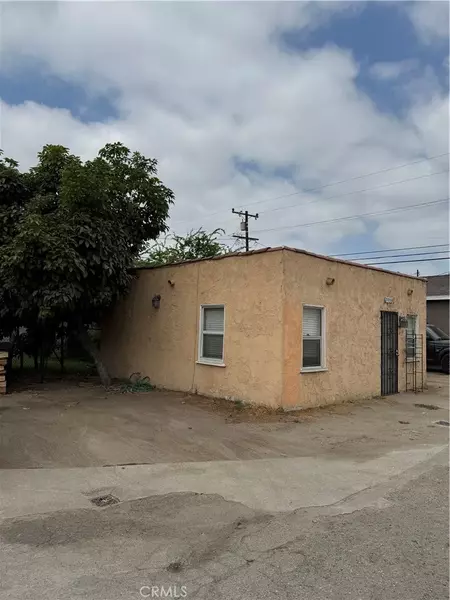 5735 Priory, Bell Gardens, CA 90201