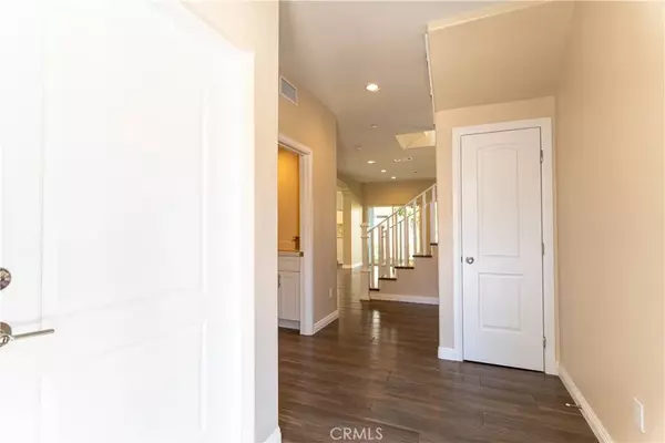 Panorama City, CA 91402,9246 Cedros Avenue #6