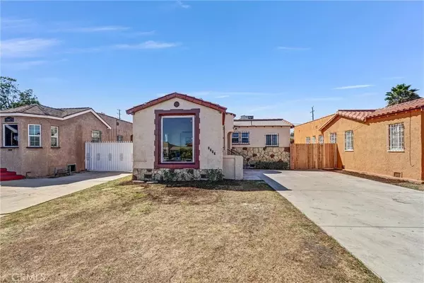 Los Angeles, CA 90047,8943 S Hobart