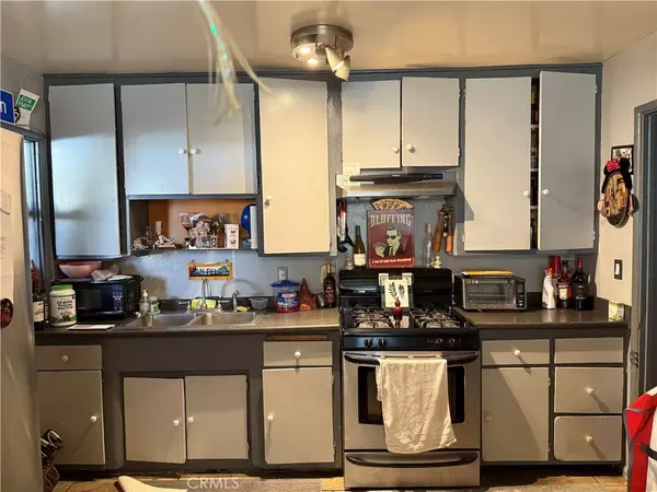 Pico Rivera, CA 90660,8328 Buhman