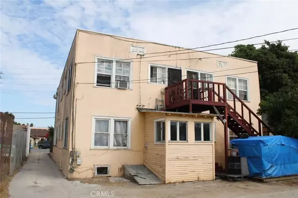 Los Angeles, CA 90011,4305 San Pedro