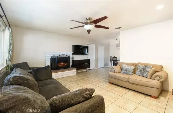 Palmdale, CA 93591,39142 166th East