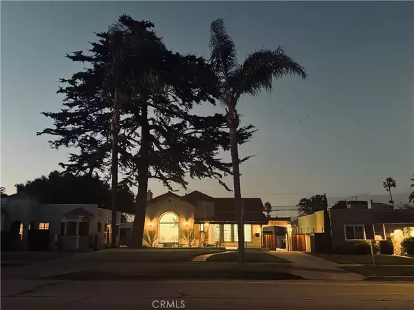 1935 W 76th Street, Los Angeles, CA 90047