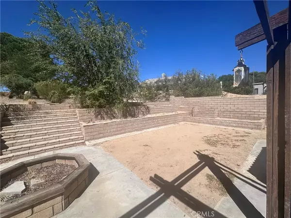 Helendale, CA 92342,14723 BLUEGRASS Drive