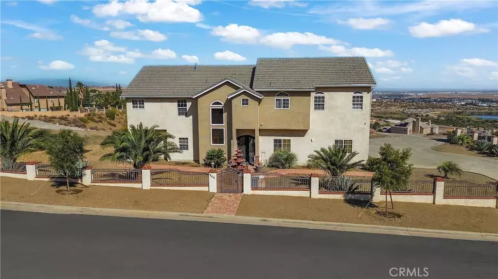345 Lakeview, Palmdale, CA 93551
