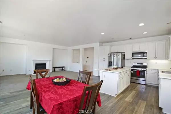 Compton, CA 90221,1352 N Dolanna Drive North