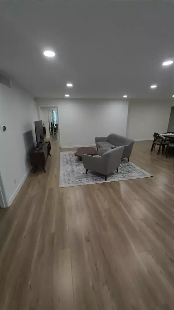 9950 Durant Drive #209, Beverly Hills, CA 90212