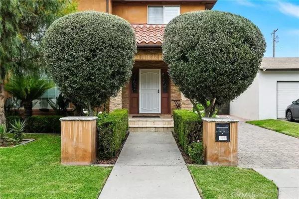 Downey, CA 90240,9123 Lemoran Avenue