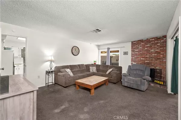 Hemet, CA 92545,1799 Karen Court