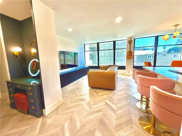 Long Beach, CA 90802,100 Atlantic Avenue #210