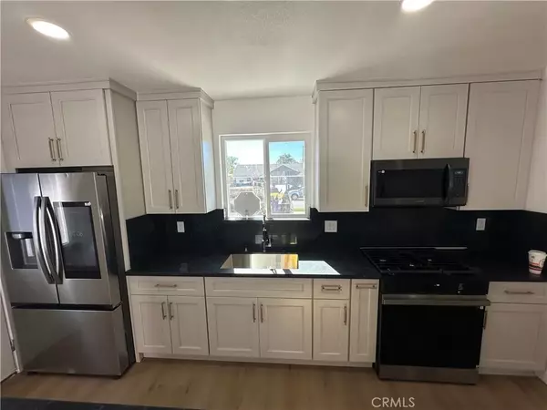 Downey, CA 90242,10207 Branscomb