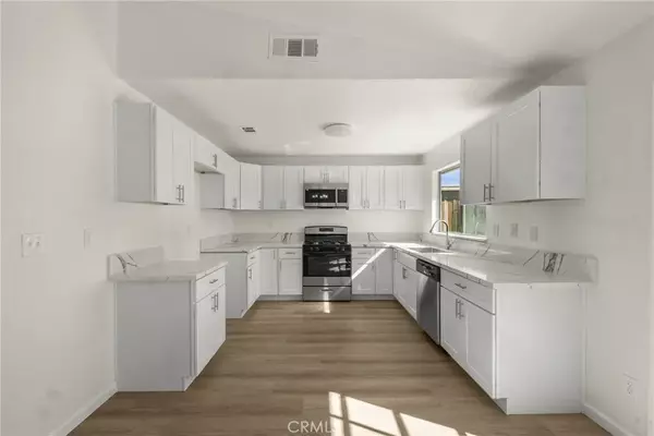 Rosamond, CA 93560,2130 Matthew Avenue