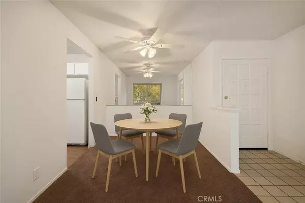 Valencia, CA 91355,23807 Del Monte Drive #124